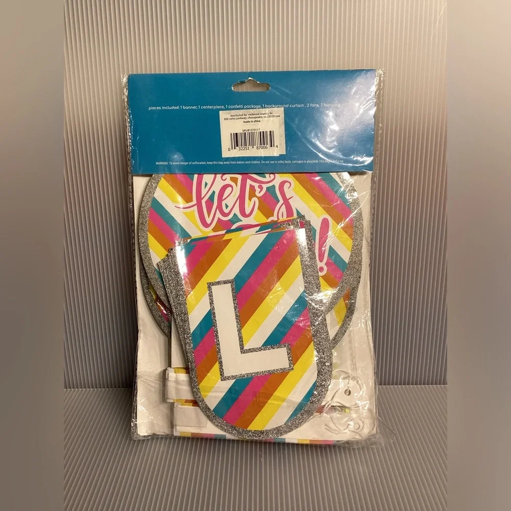 Let’s Party Deluxe Party Kit